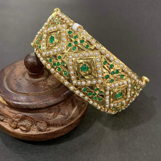 Openable Jadau Bangle 356543 - Vijay & Sons