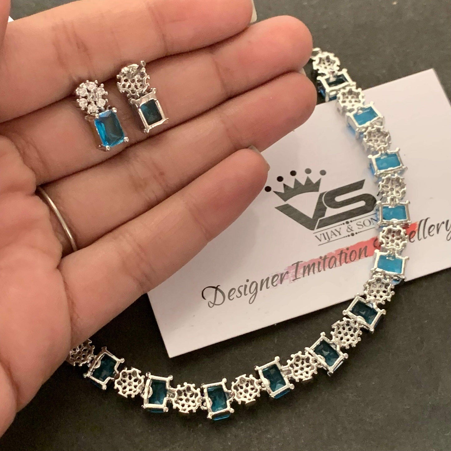 Diamond Necklace Set 35433 - Vijay & Sons