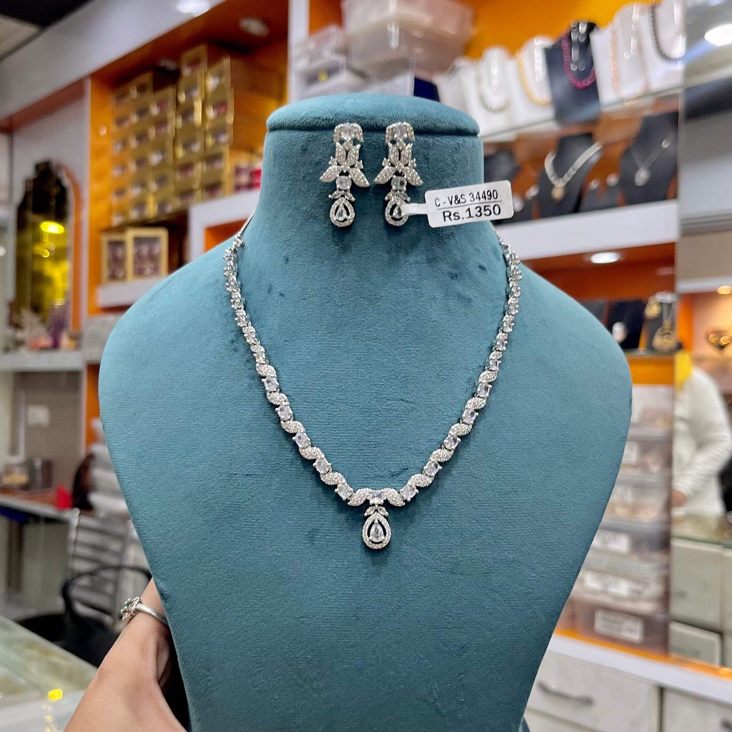 Zircon Necklace Set 22322 - Vijay & Sons