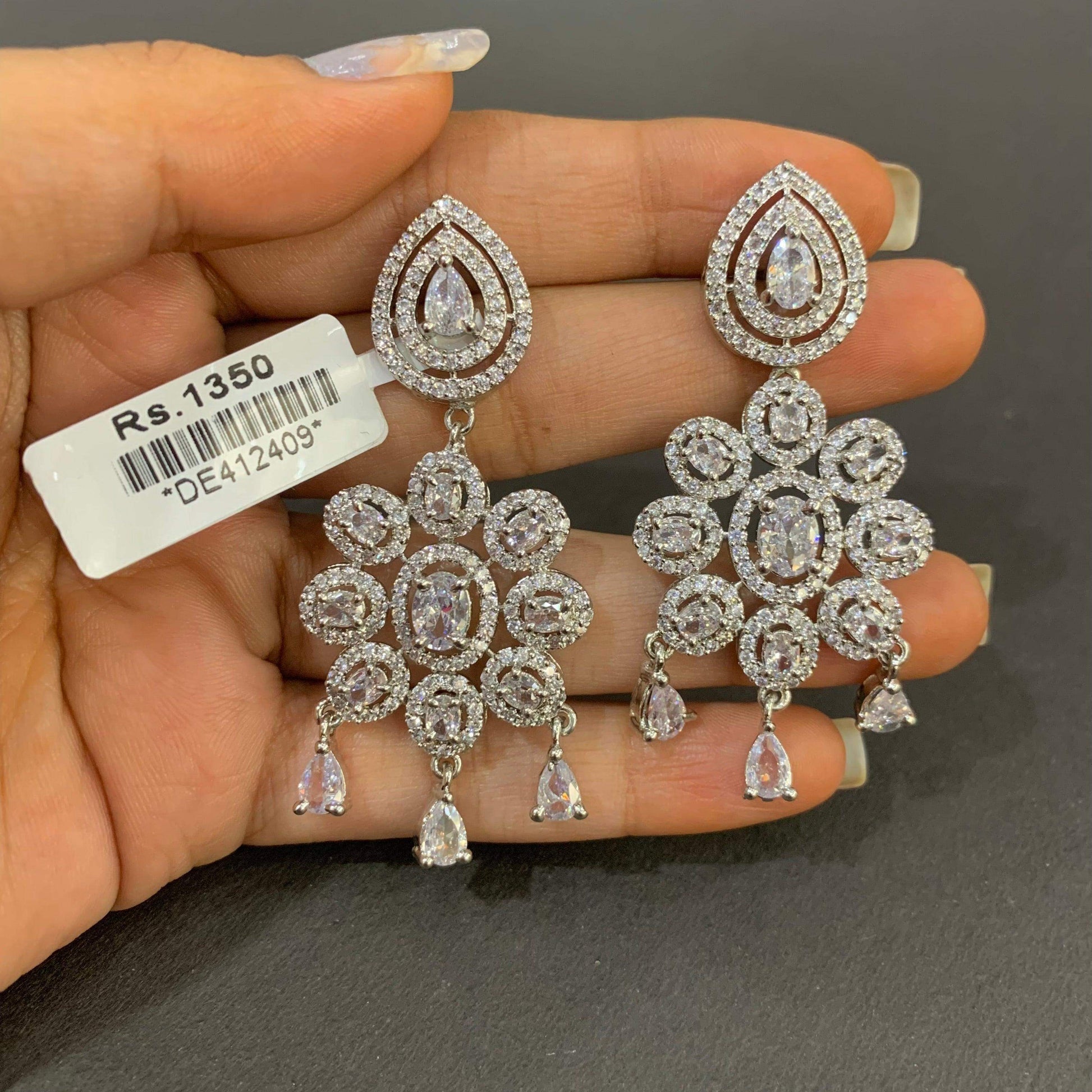 American diamond earrings 00987 - Vijay & Sons