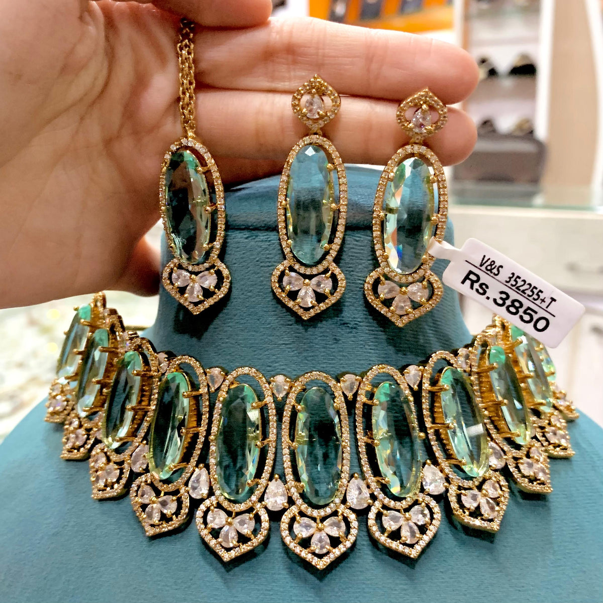 Zircon Necklace set 525254