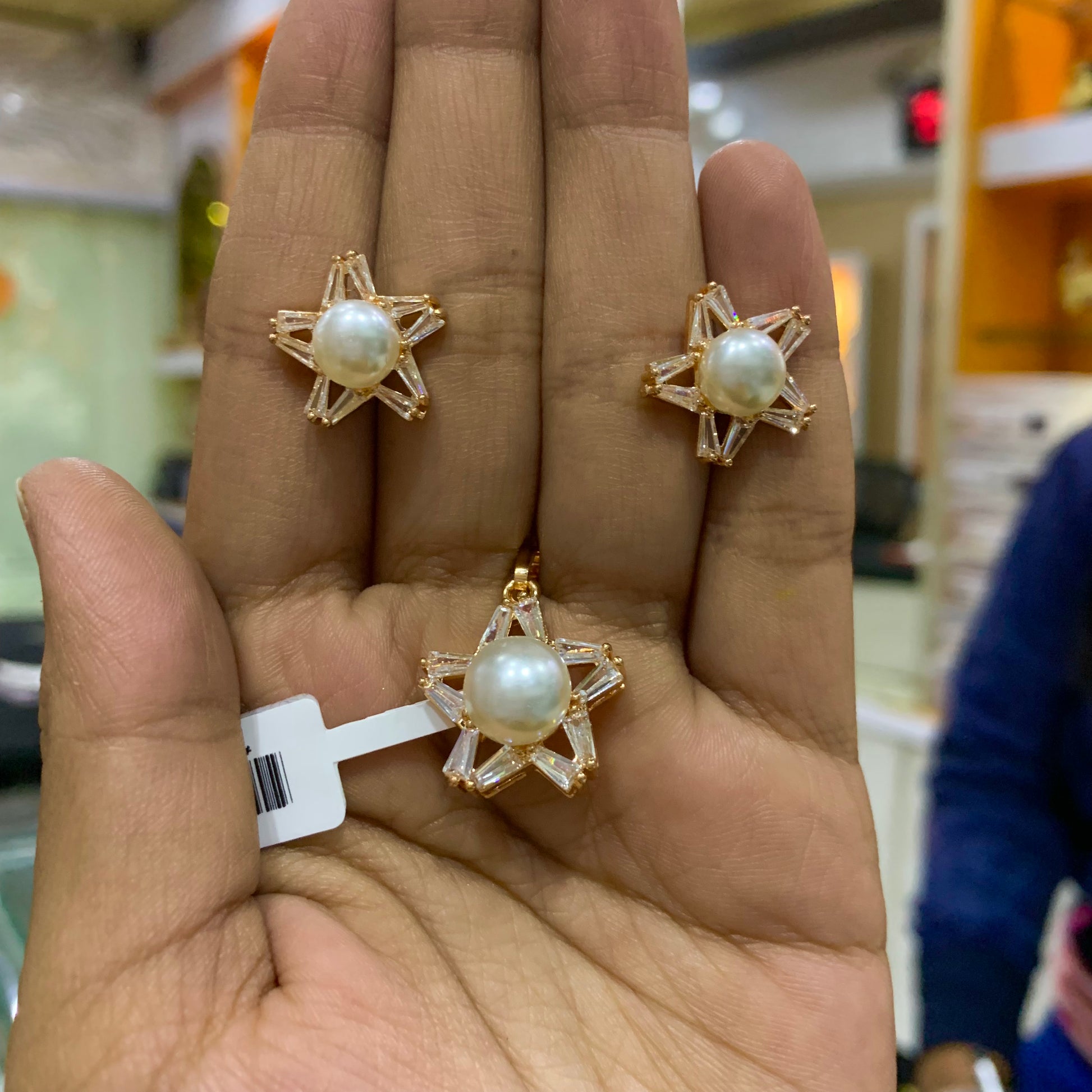 Diamond Pendent 23415 - Vijay & Sons