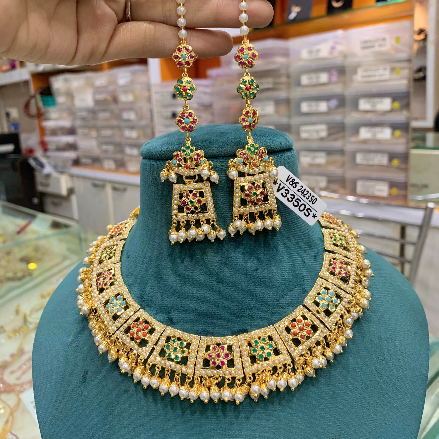 Jadau Necklace Set 676665