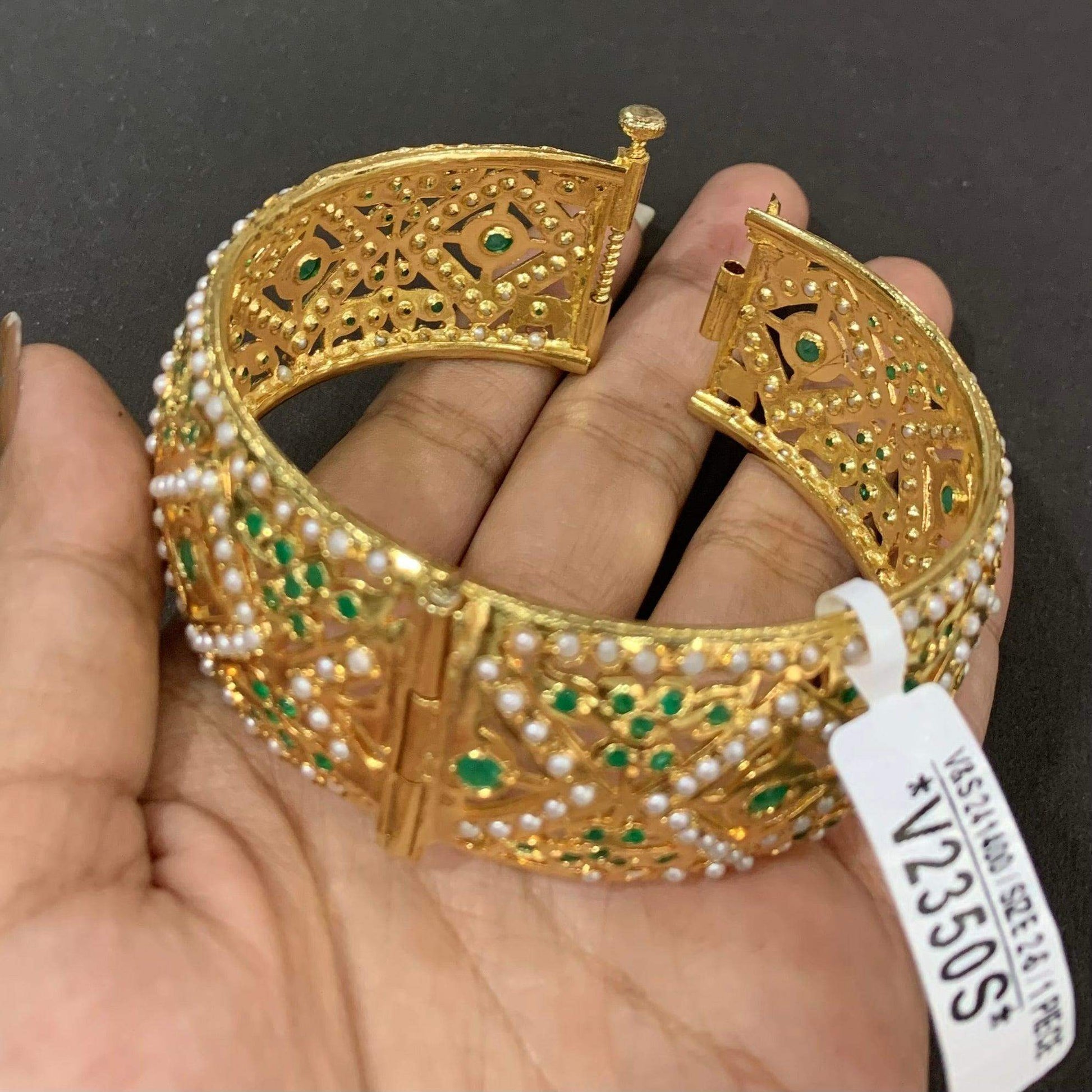 Openable Jadau Bangle 356543 - Vijay & Sons