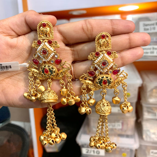 Antique Earrings 4664675