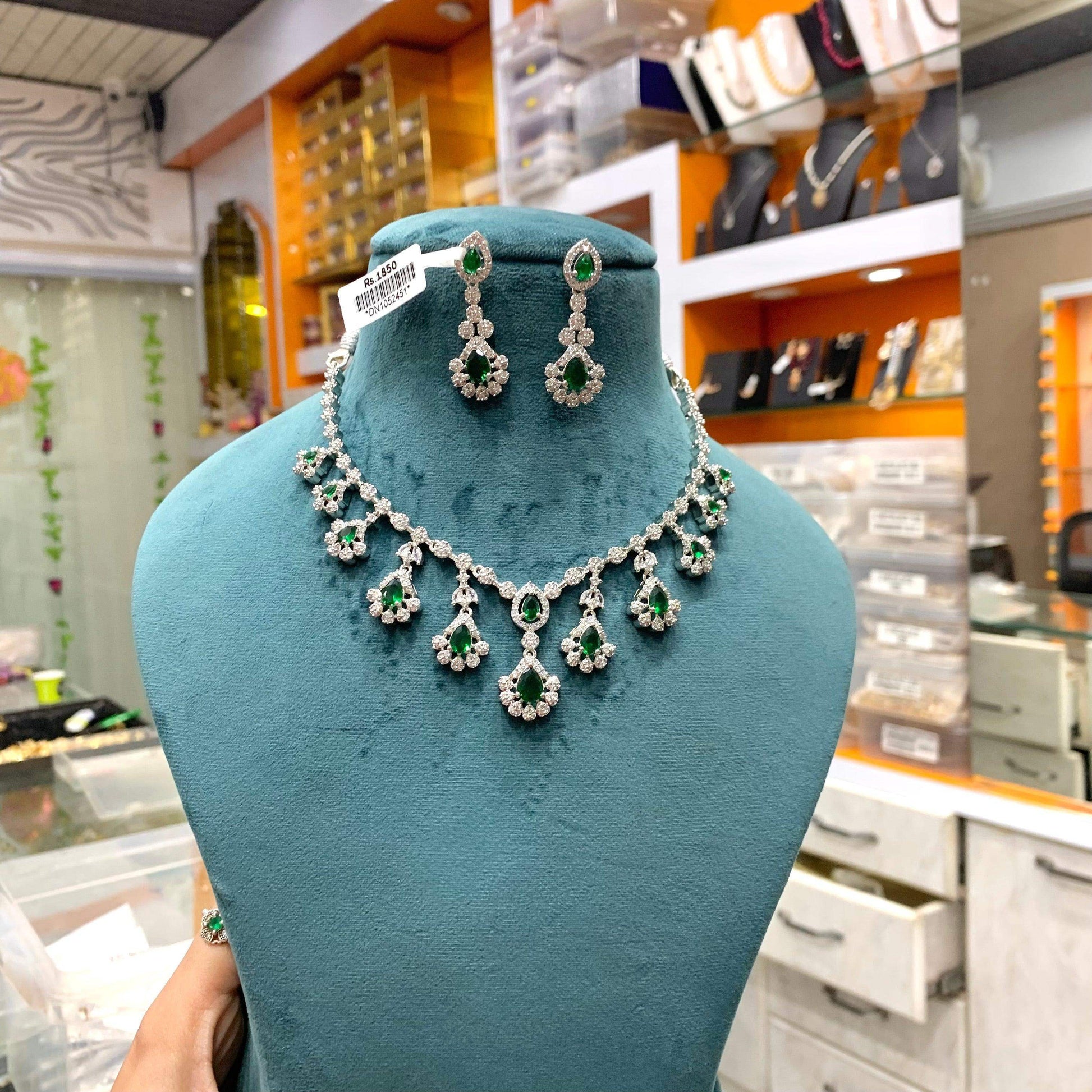 Diamond necklace set 476456 - Vijay & Sons