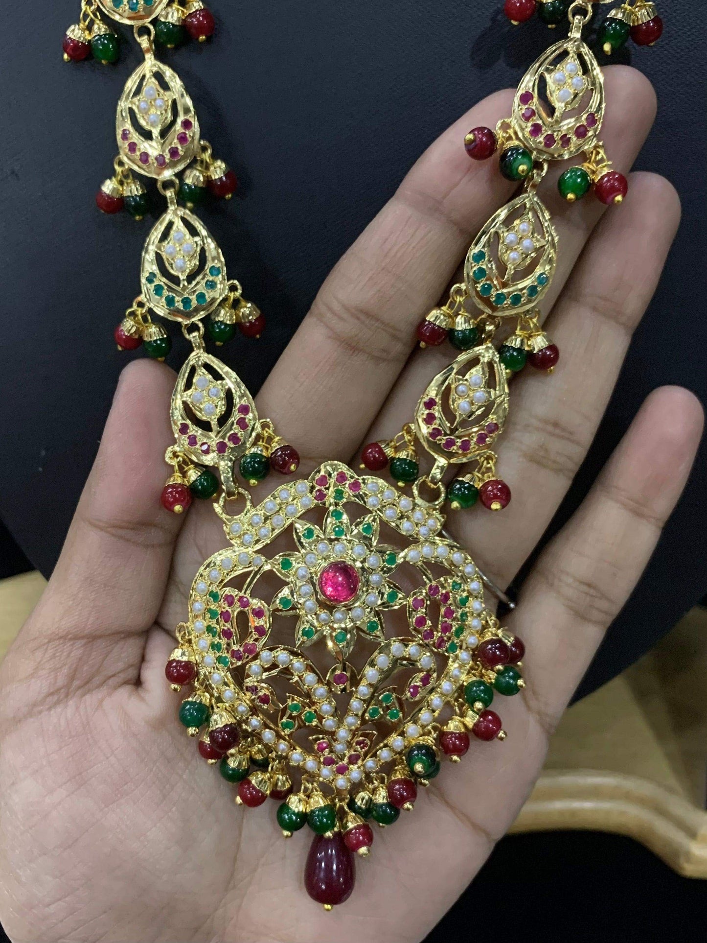 Rani Haar 355335 - Vijay & Sons