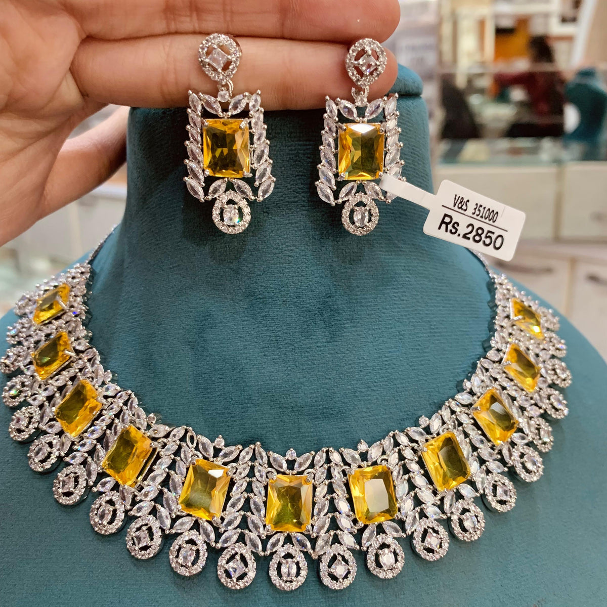 Zircon Necklace Set 344344