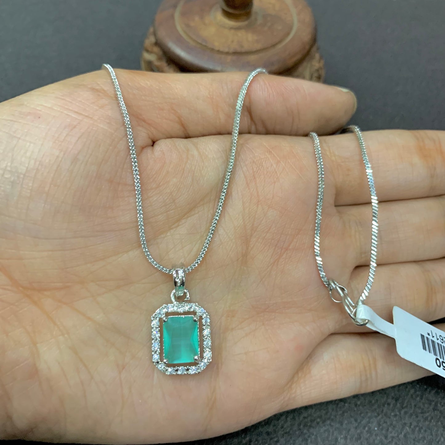 Zircon Pendant 667667