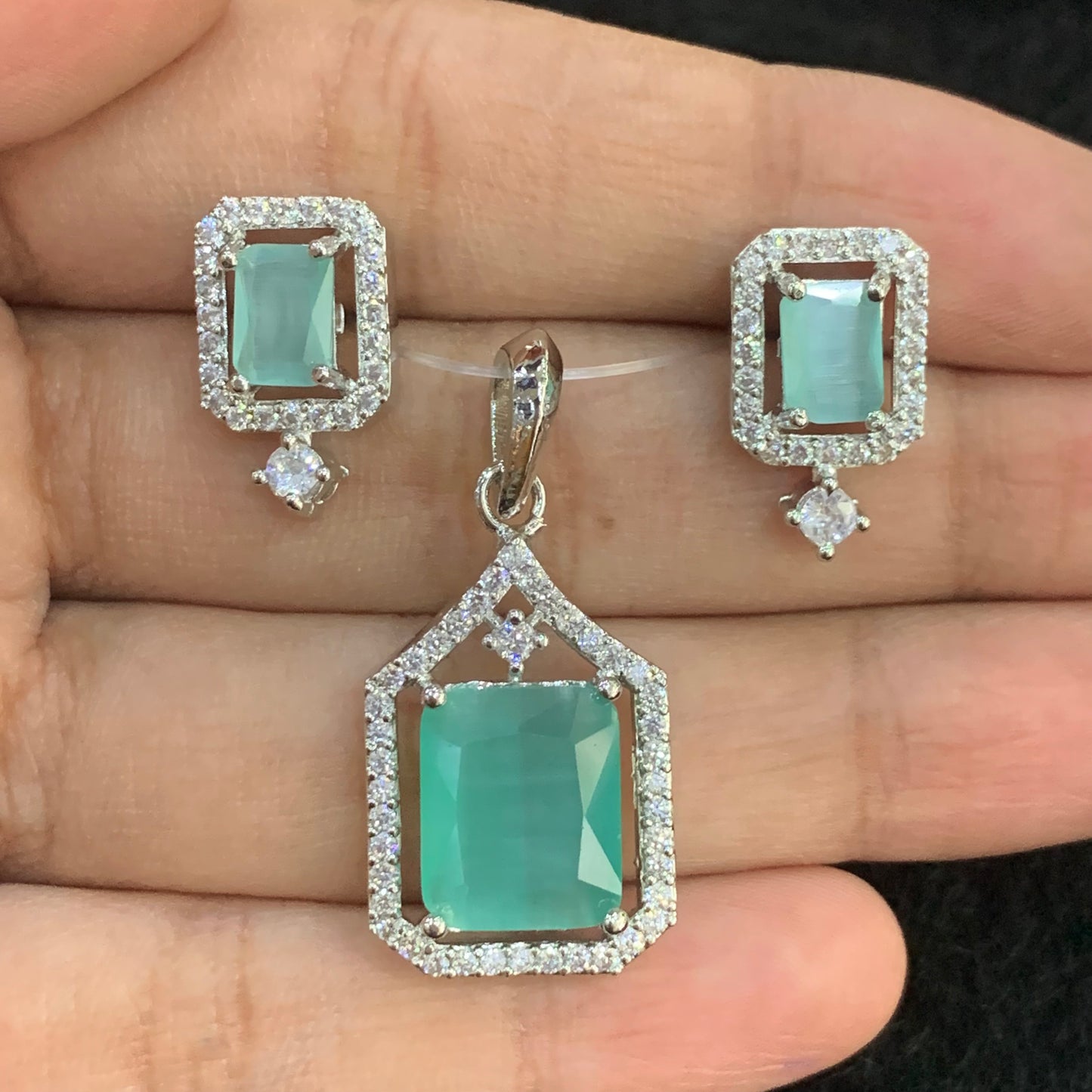 Zircon Pendant Sets 467890