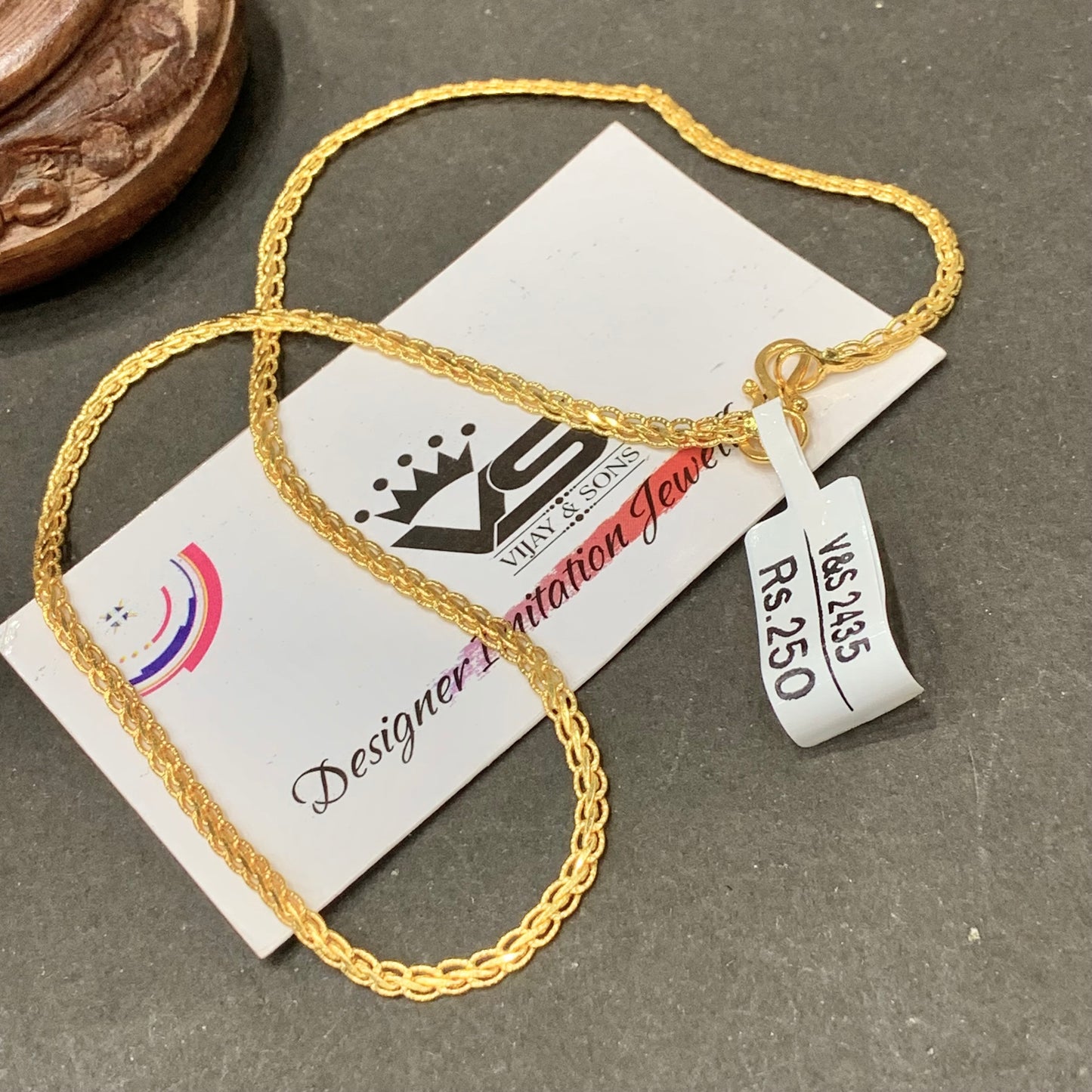 Golden Chain 992405