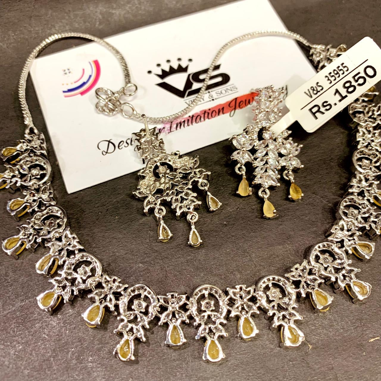 Zircon Necklace Set 3333433