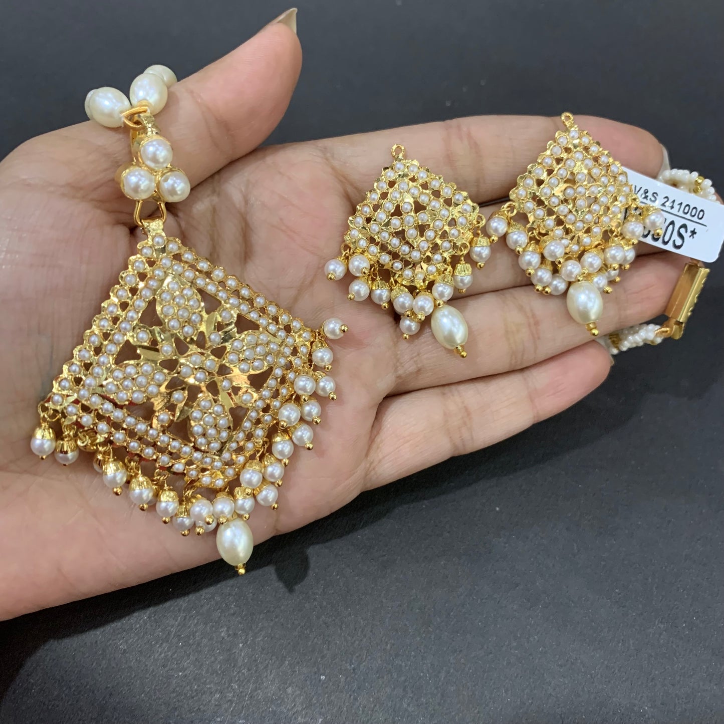 Ruby Pendant Set 849294