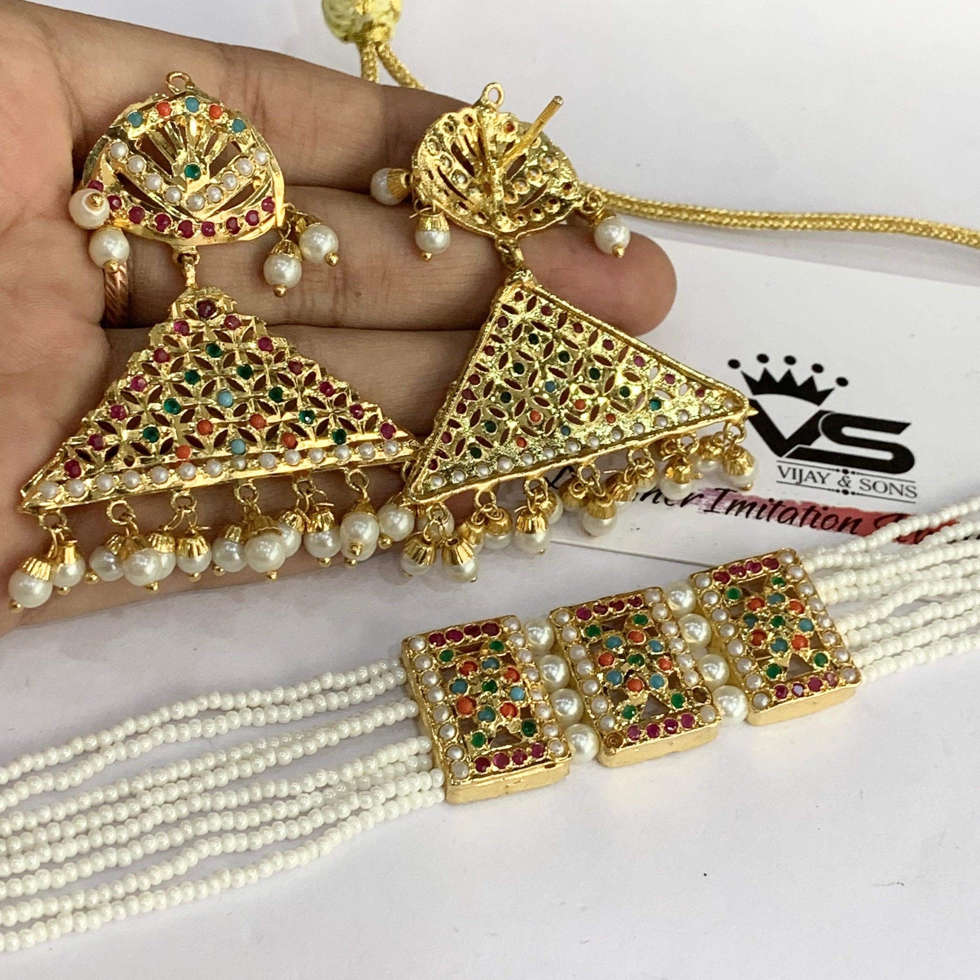 Chokker set 688995 - Vijay & Sons