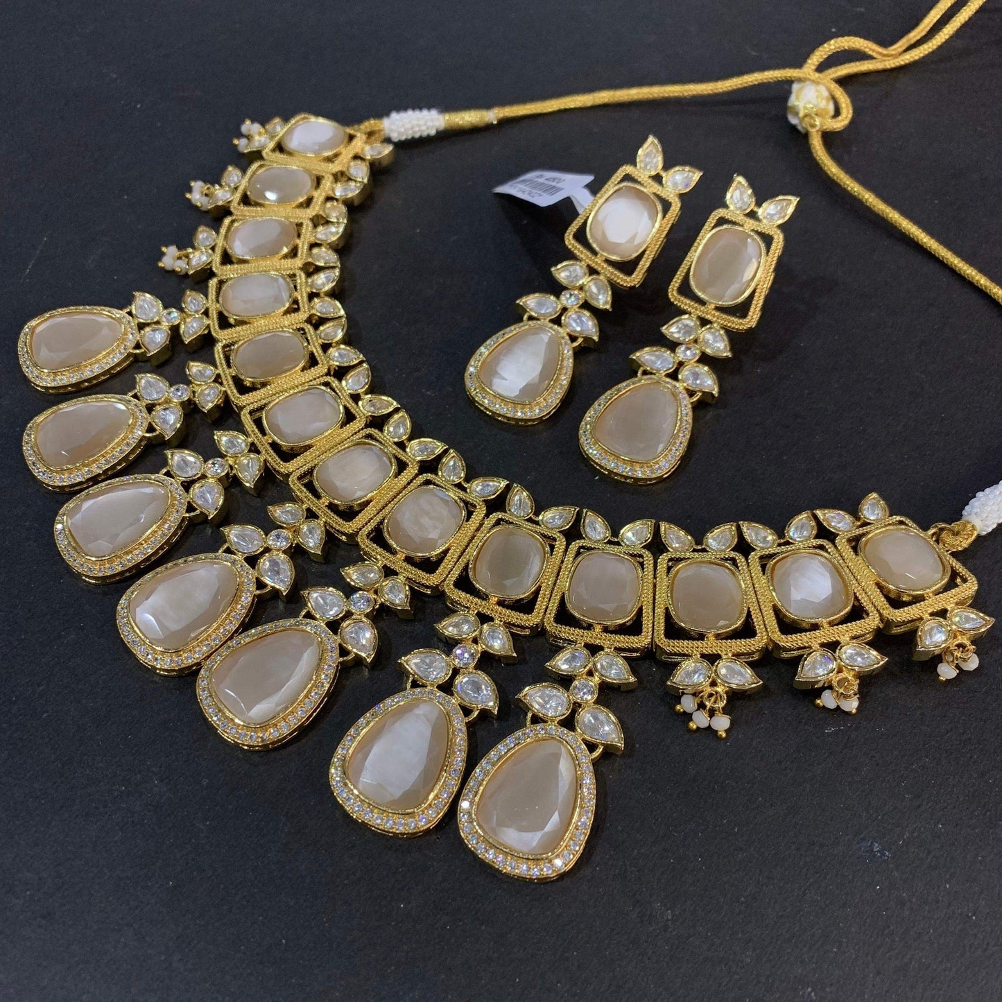 Kundan Necklace Set 57655 - Vijay & Sons