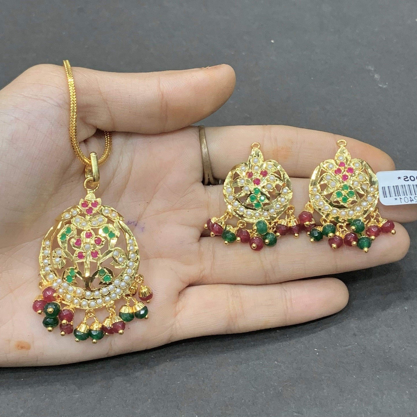 Jadau Pendant Set 84915 - Vijay & Sons