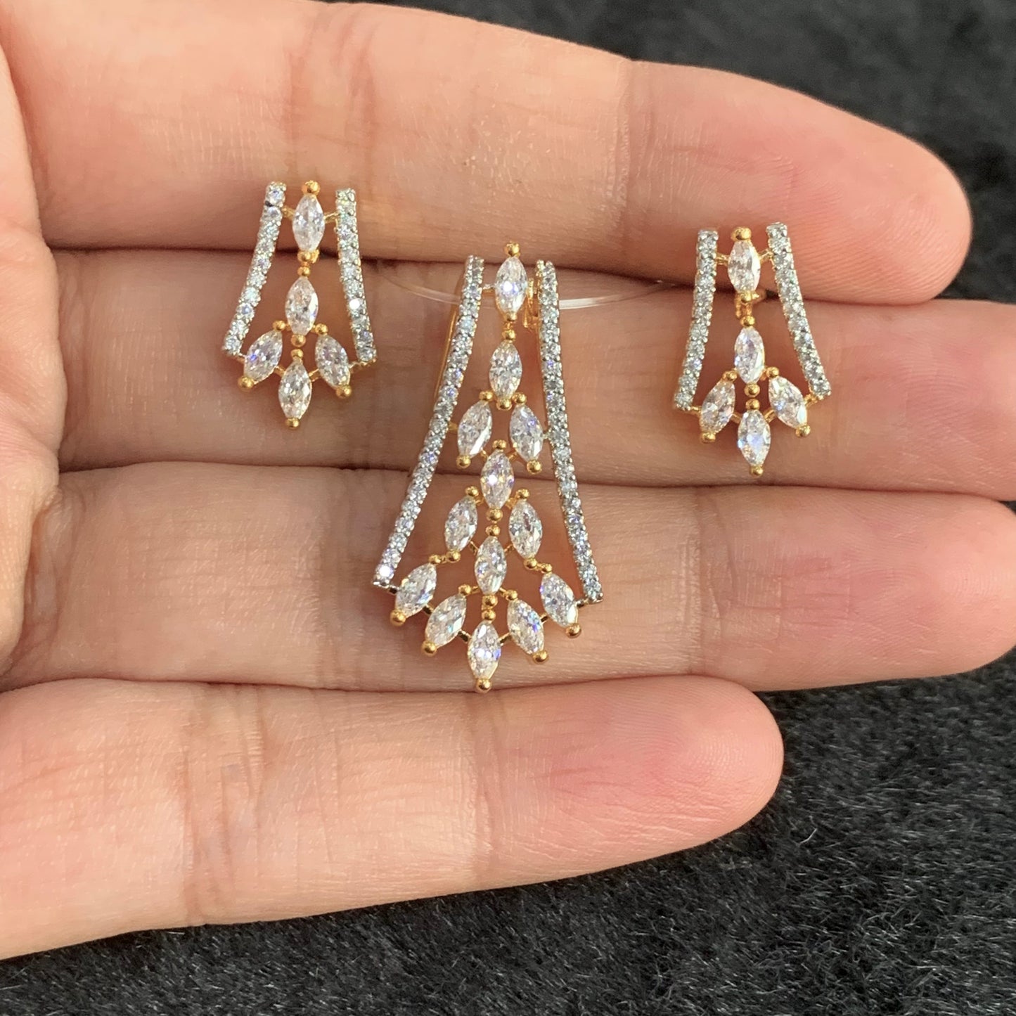 Zircon Pendant Sets 44665