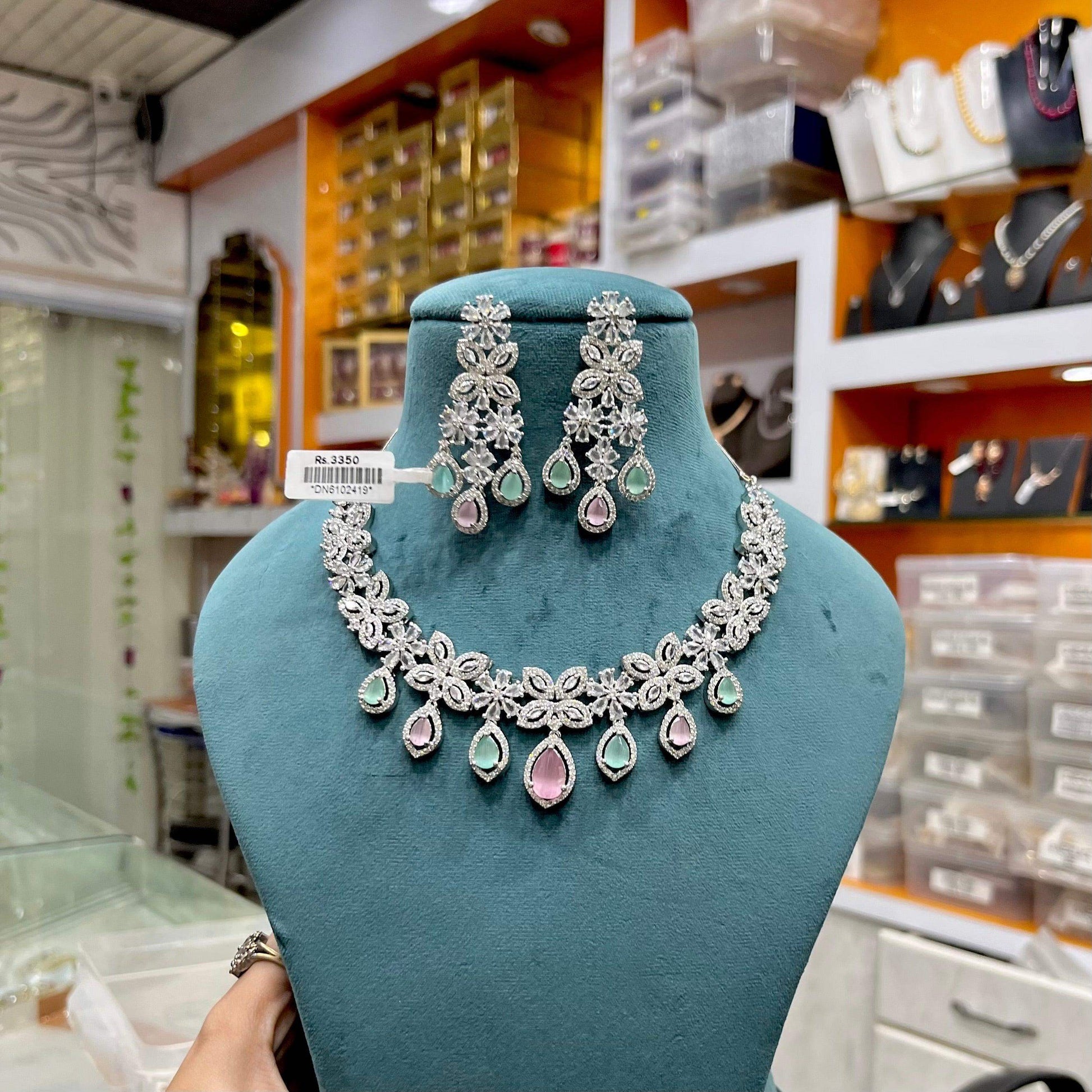 Diamond necklace set 6565 - Vijay & Sons