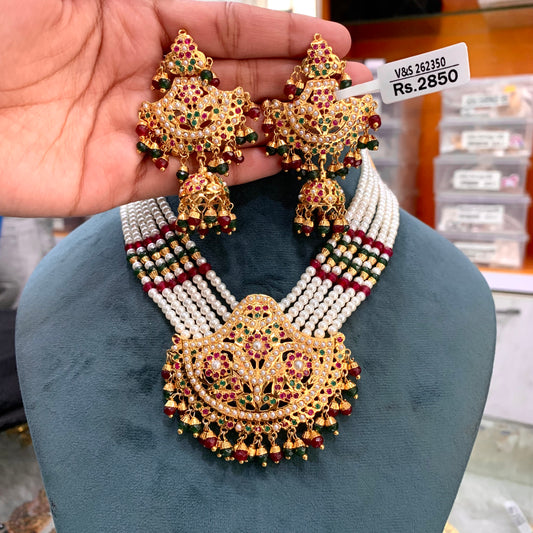 Jadau Necklaces 253667