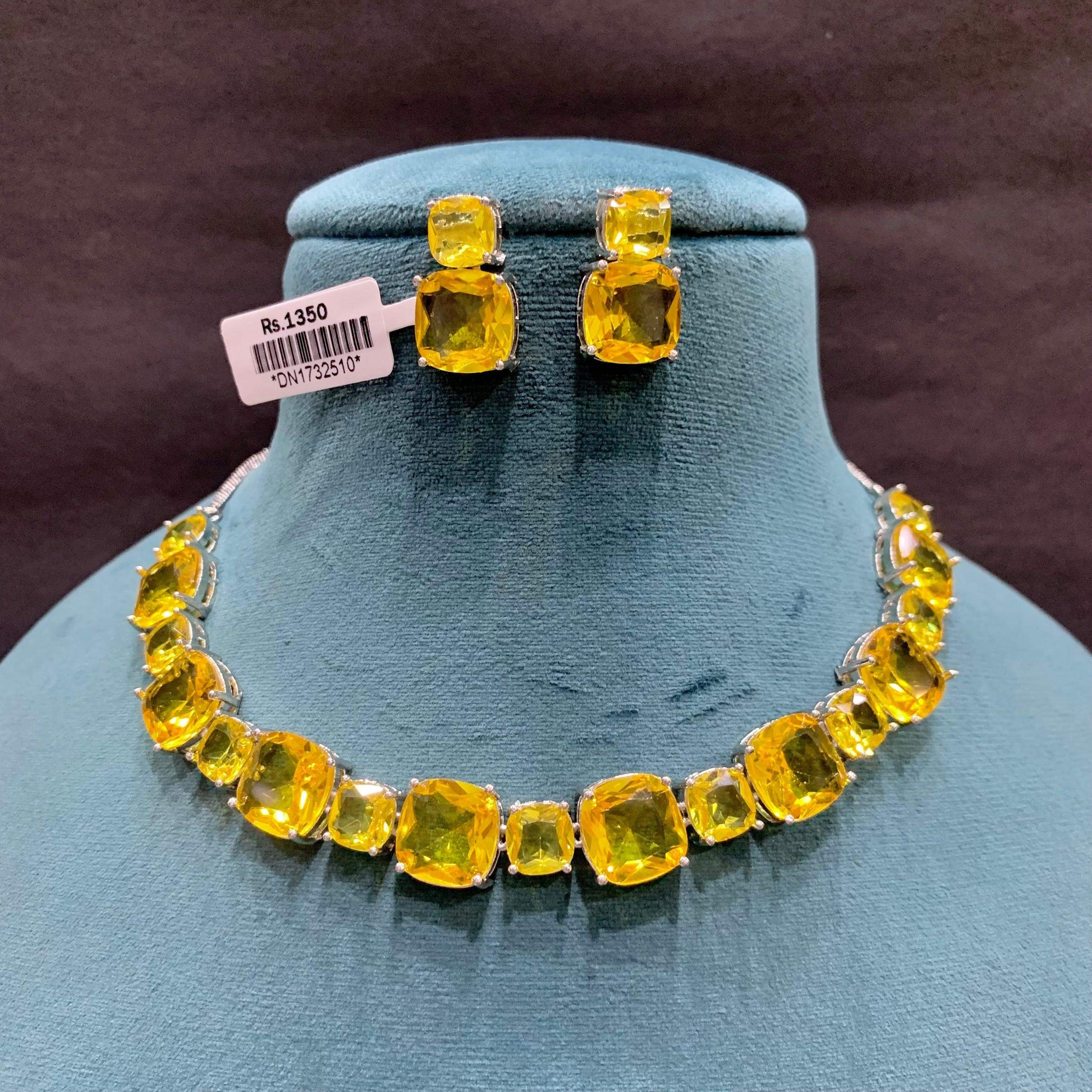 Zircon Necklace sets 68658 - Vijay & Sons