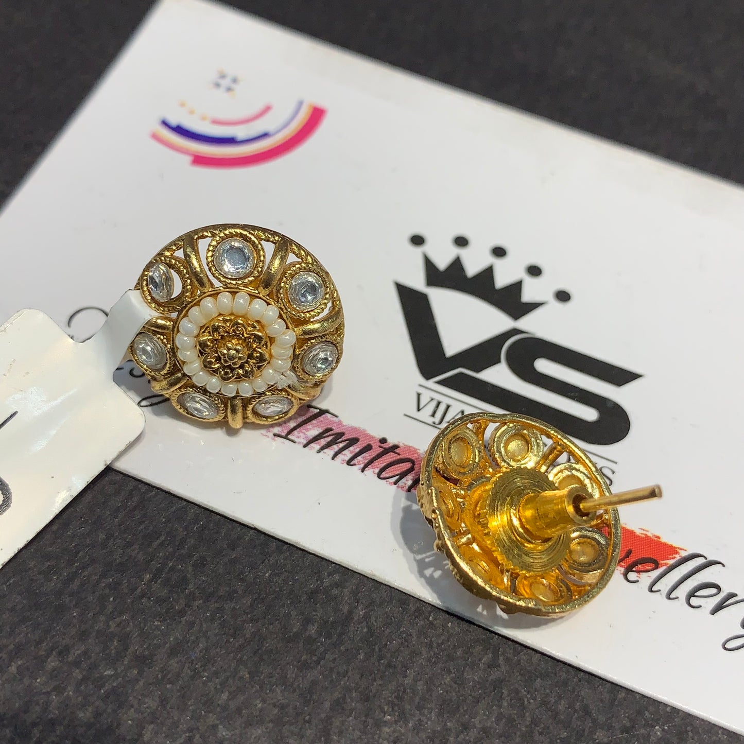 Antique Earrings 5734515