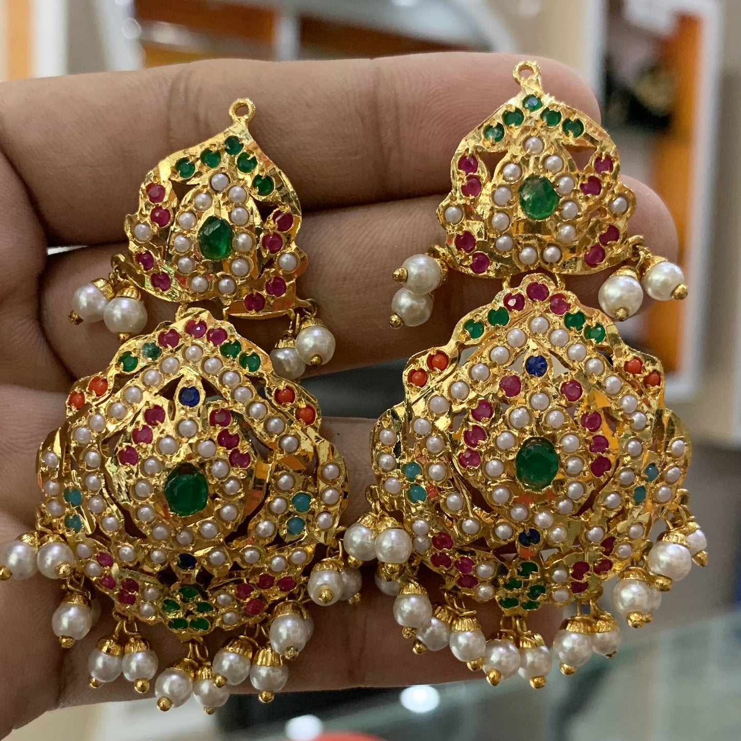 Jadau Earrings 1846184