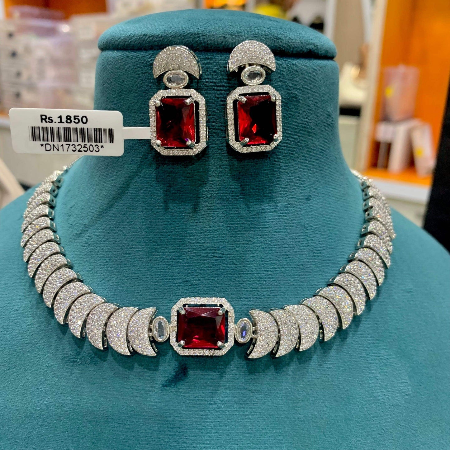 Zircon Necklace Set 45632 - Vijay & Sons