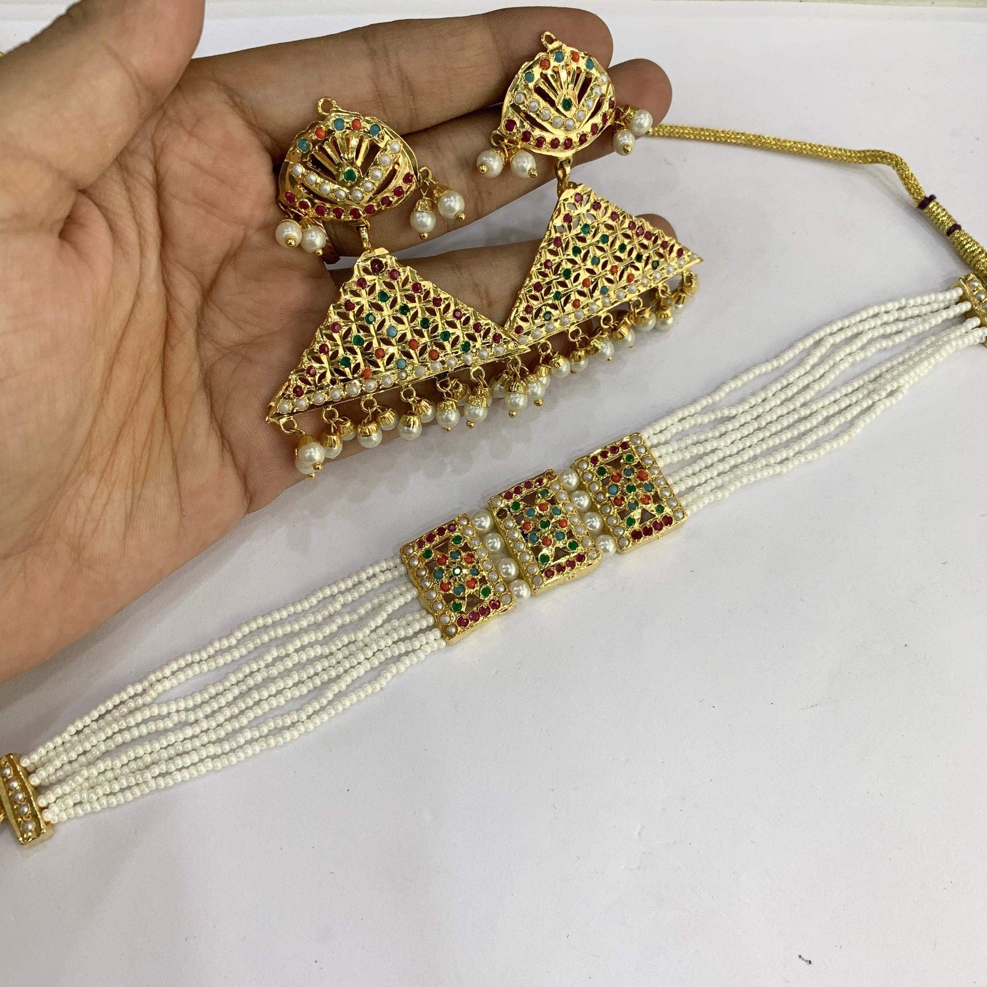 Chokker set 688995 - Vijay & Sons
