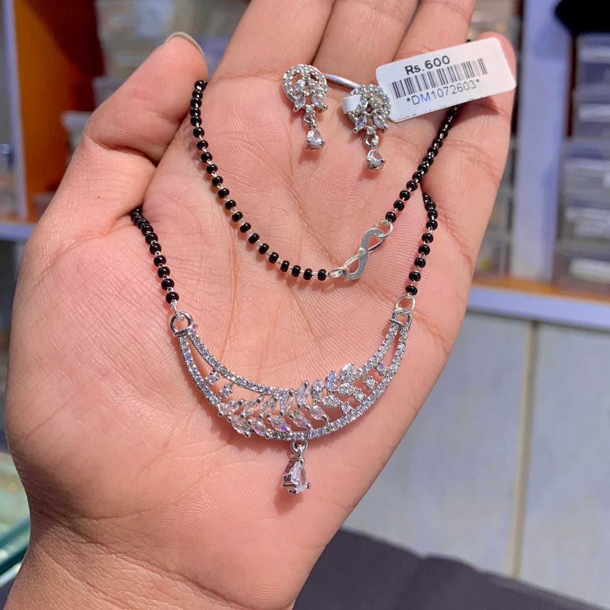 Zircon mangalsutra 3445155