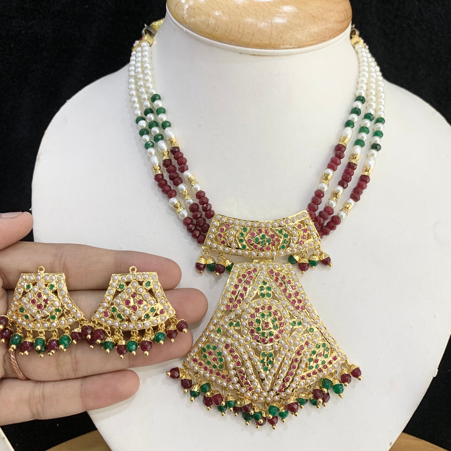 Jadau Necklace set 345586