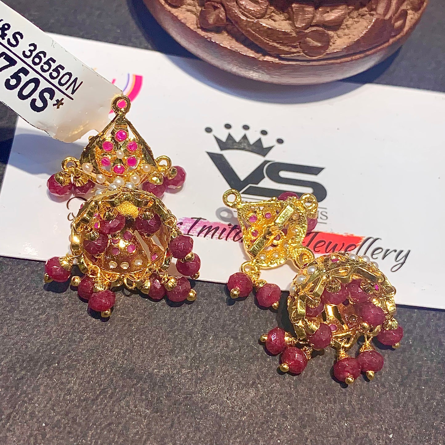 Jadau Earrings 673737