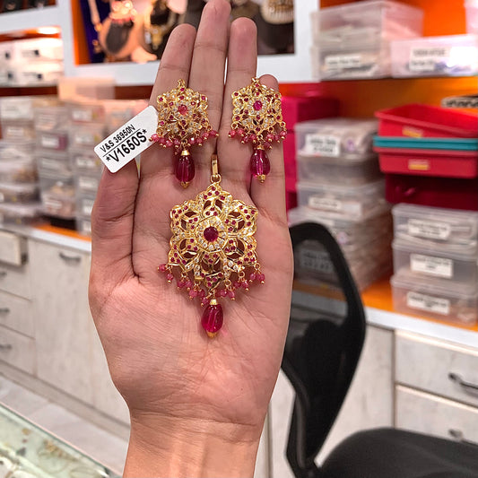 Jadau Pendant Set 45666754