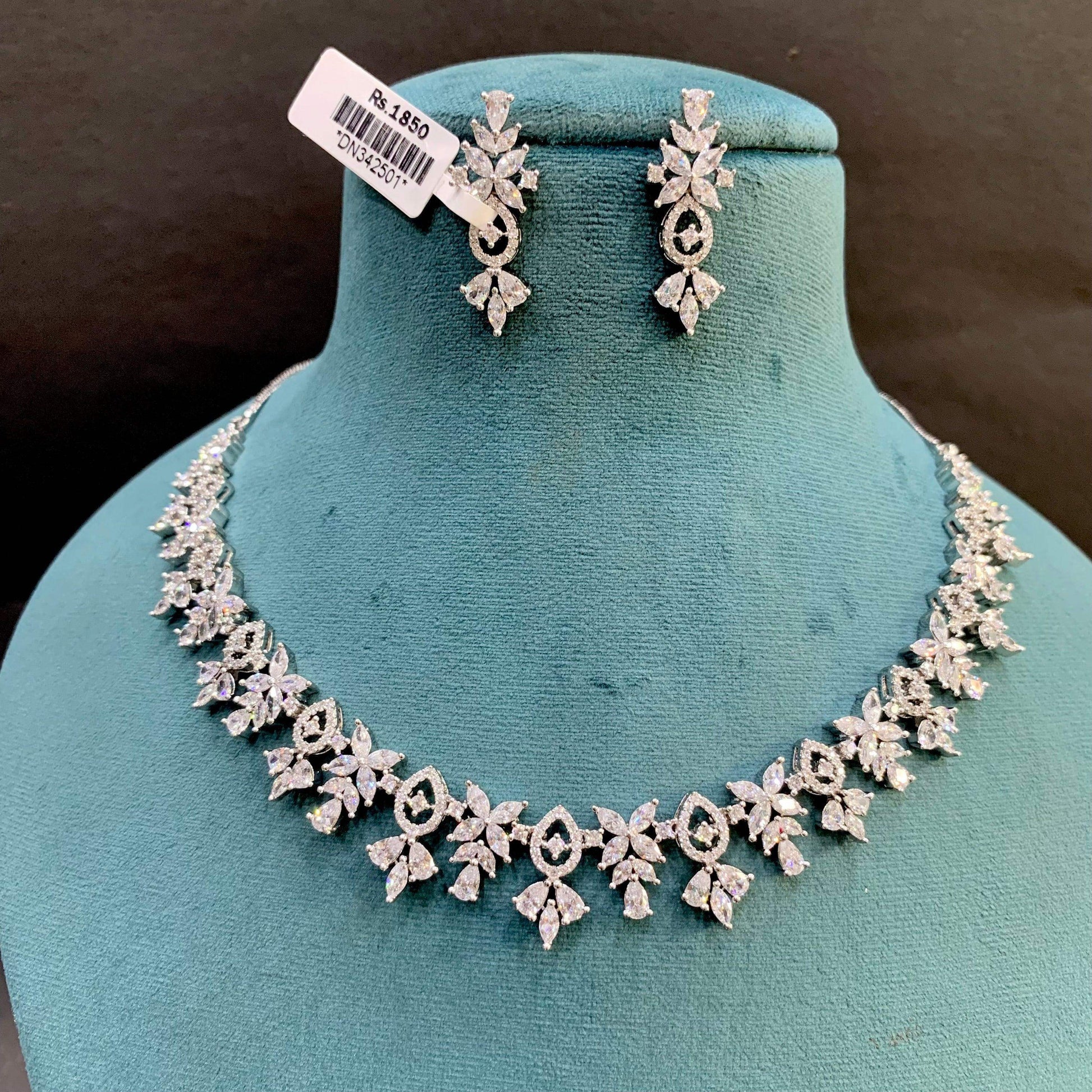 zircon Necklace Set 104820 - Vijay & Sons