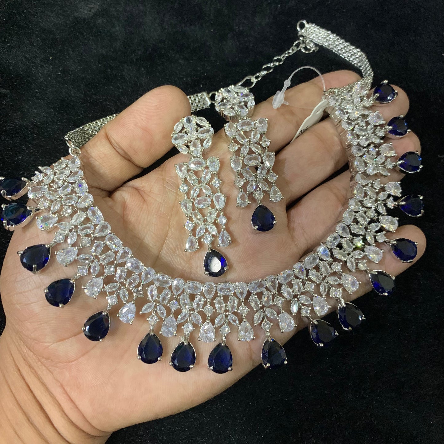 Diamond necklace set 23667