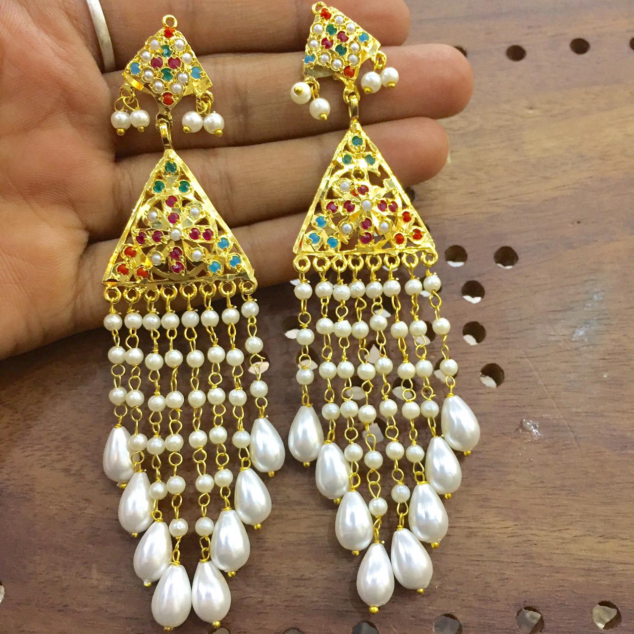 Jadau Earrings 46546