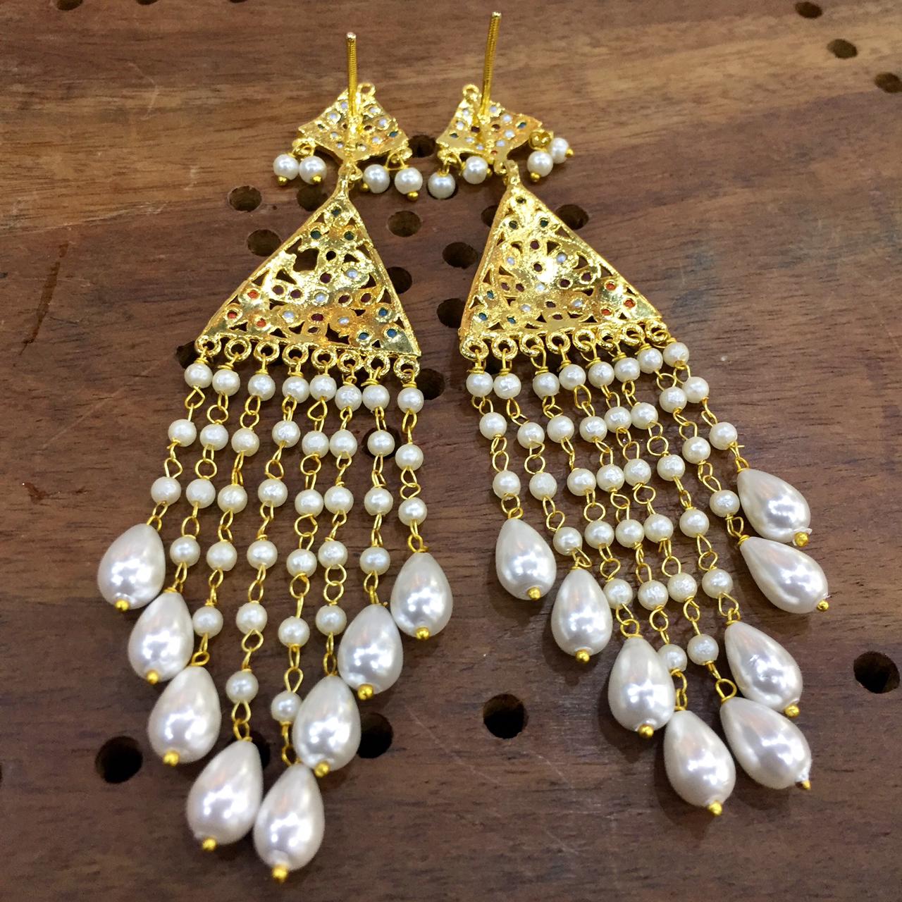 Jadau Earrings 46546