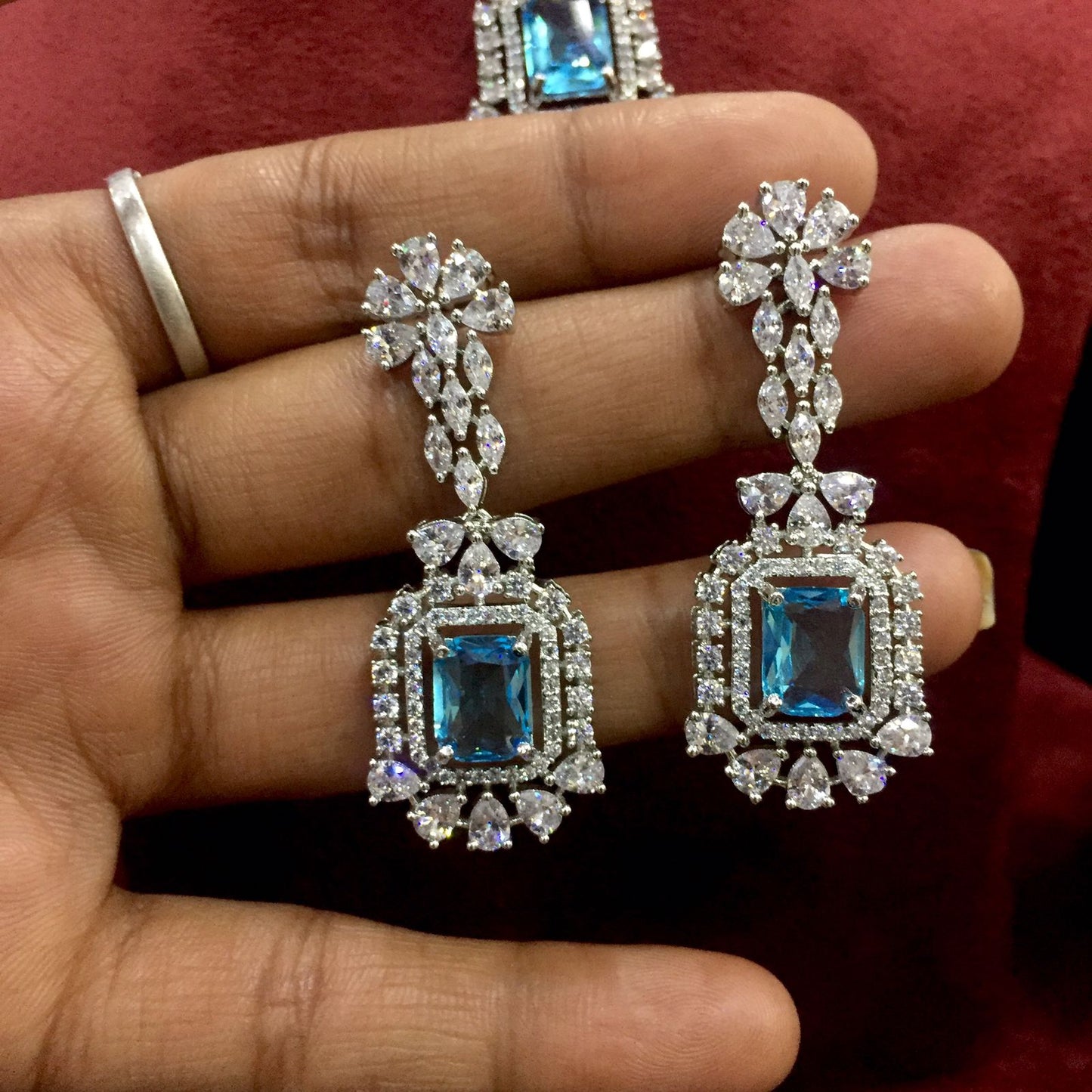 Diamond necklace sets 8965