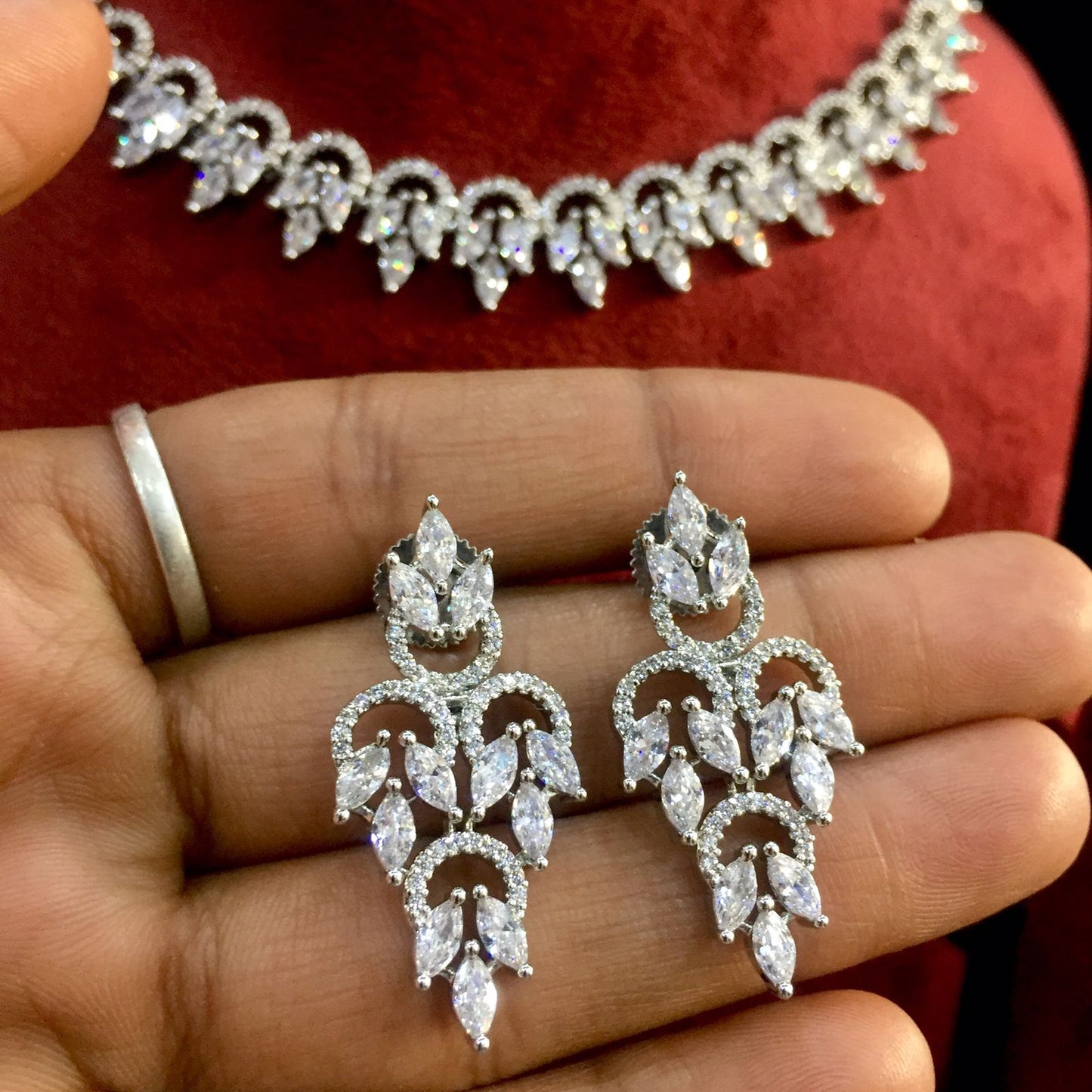 Diamond necklace set 6442