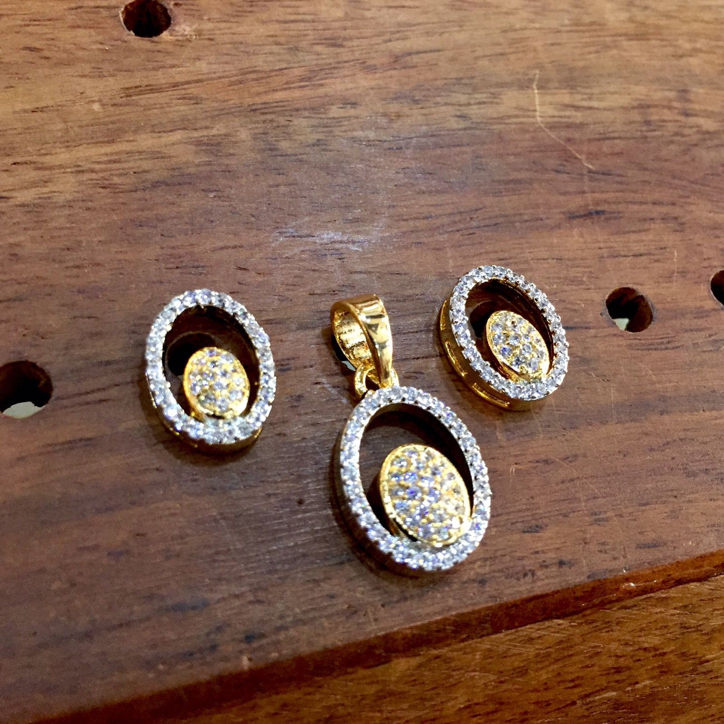 Diamond Pendant Set 525666