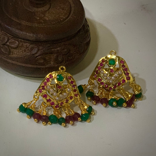 Jadau Studs 3959502 - Vijay & Sons