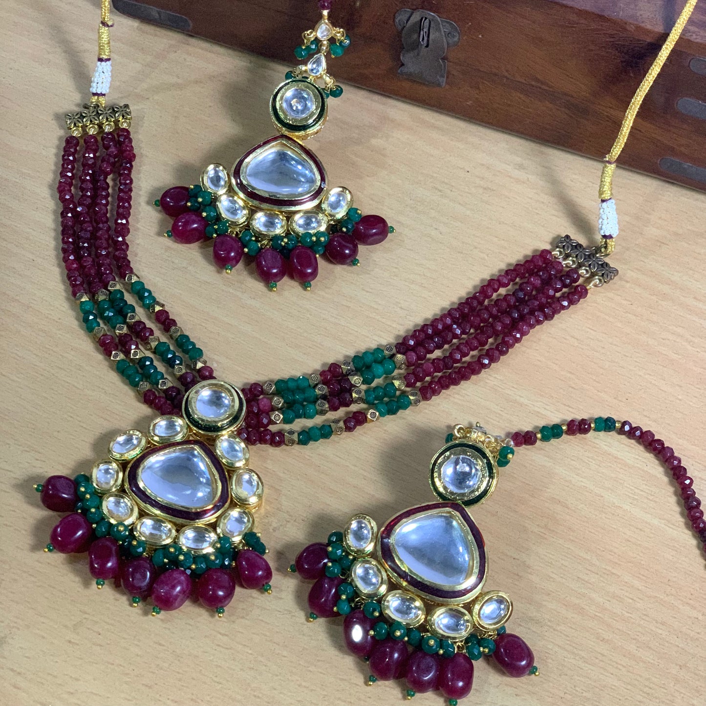 Kundan Choker Set 57375
