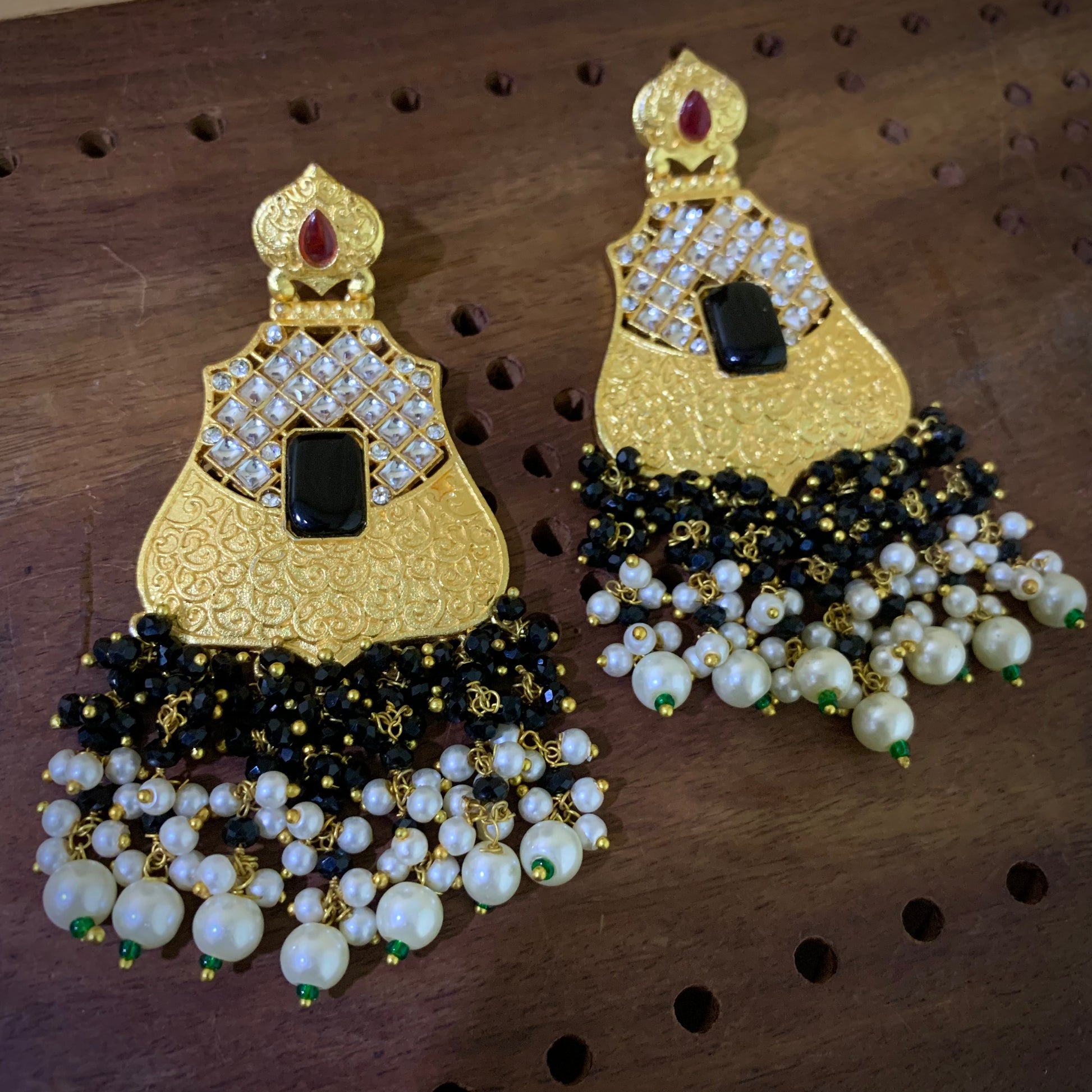 Kundan Earrings 8907 - Vijay & Sons