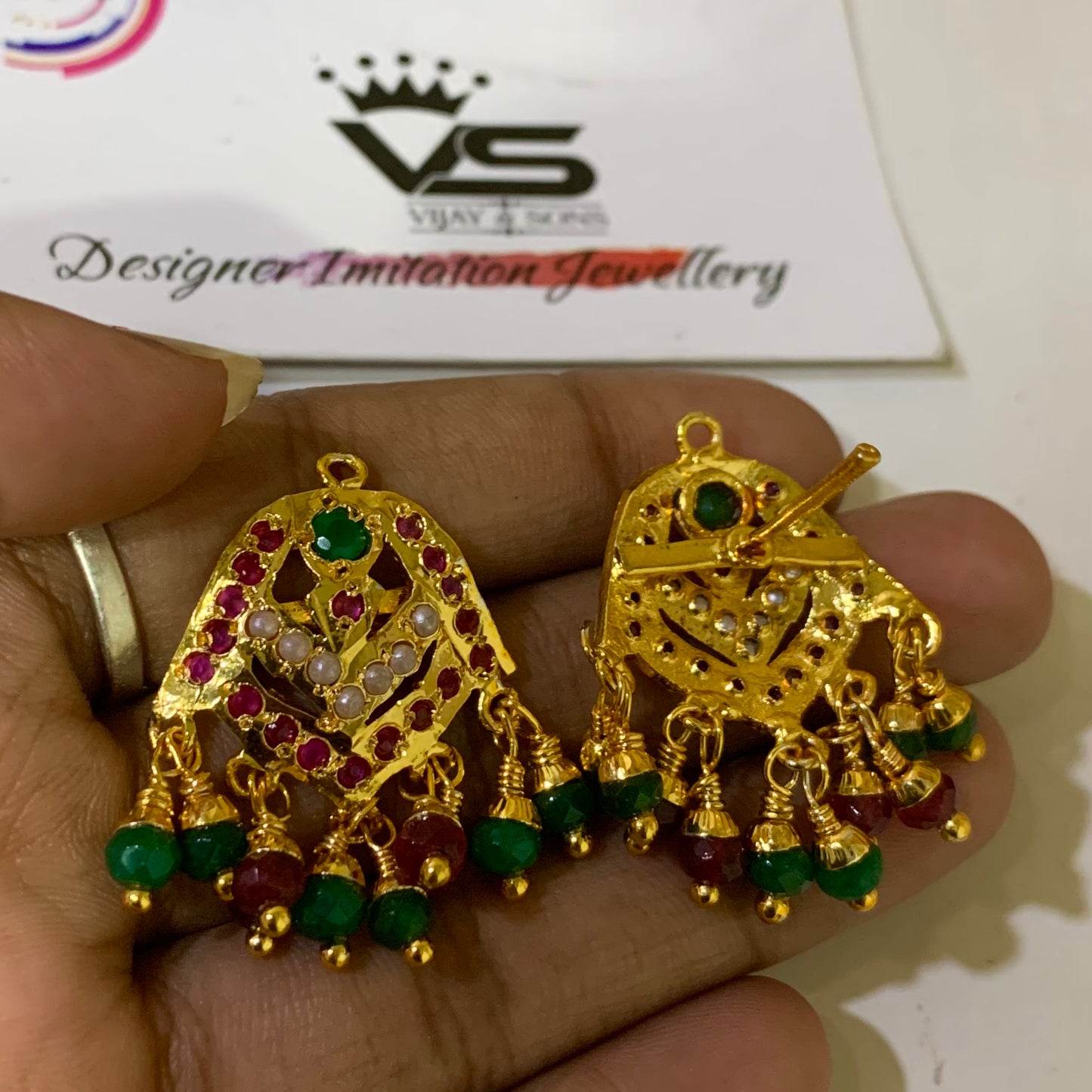 Jadau Studs 3959502 - Vijay & Sons