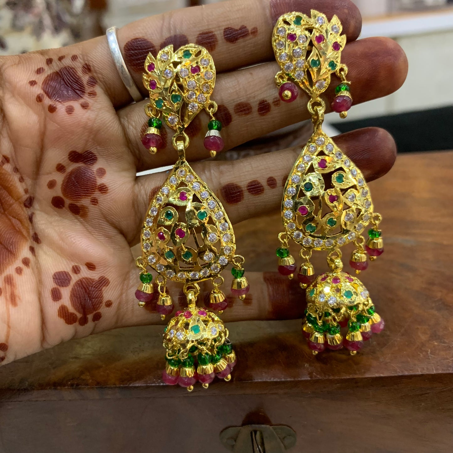 Jadau Earrings 56773