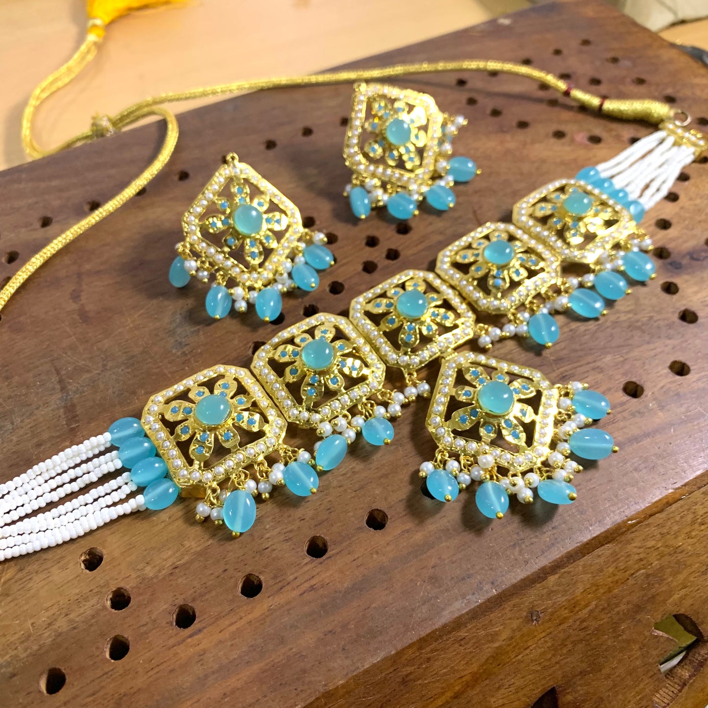 Jadau Necklace Sets 6786557