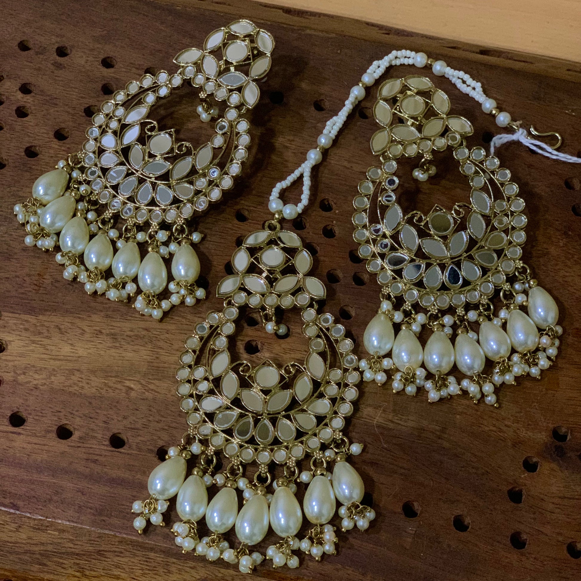 Kundan Tikka Earrings 38472 - Vijay & Sons