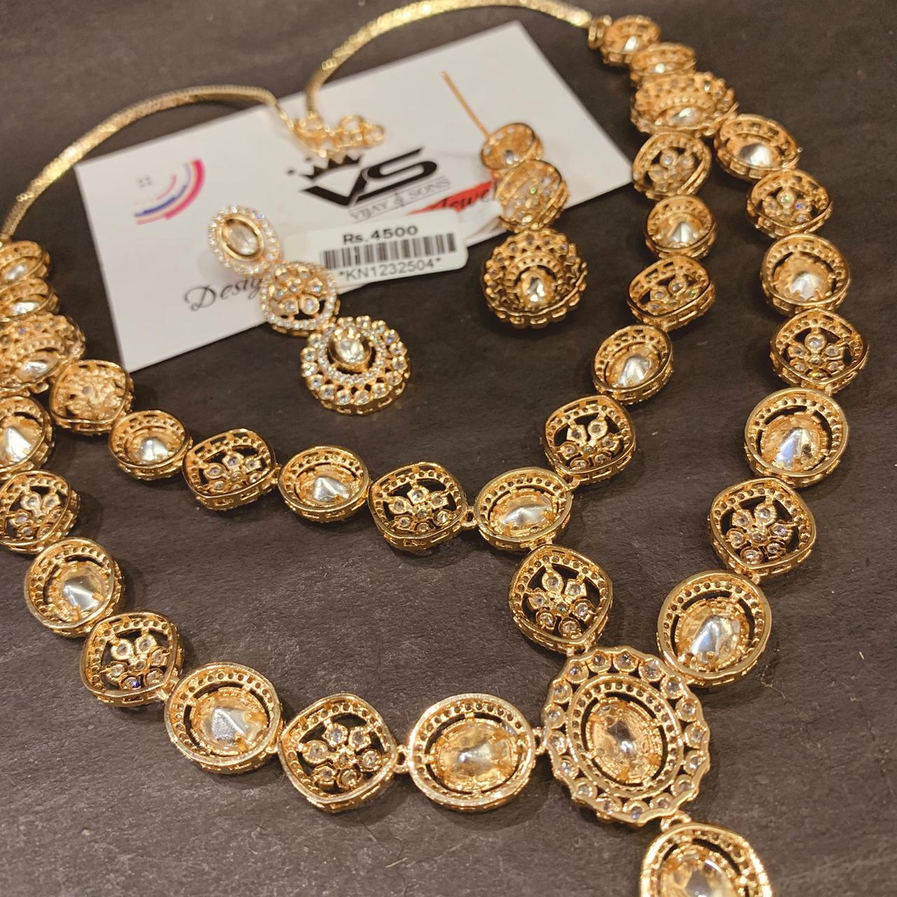 Kundan Necklace Set 93883