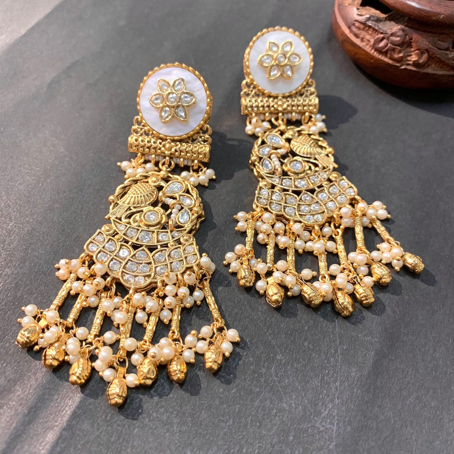Kundan earrings 5268