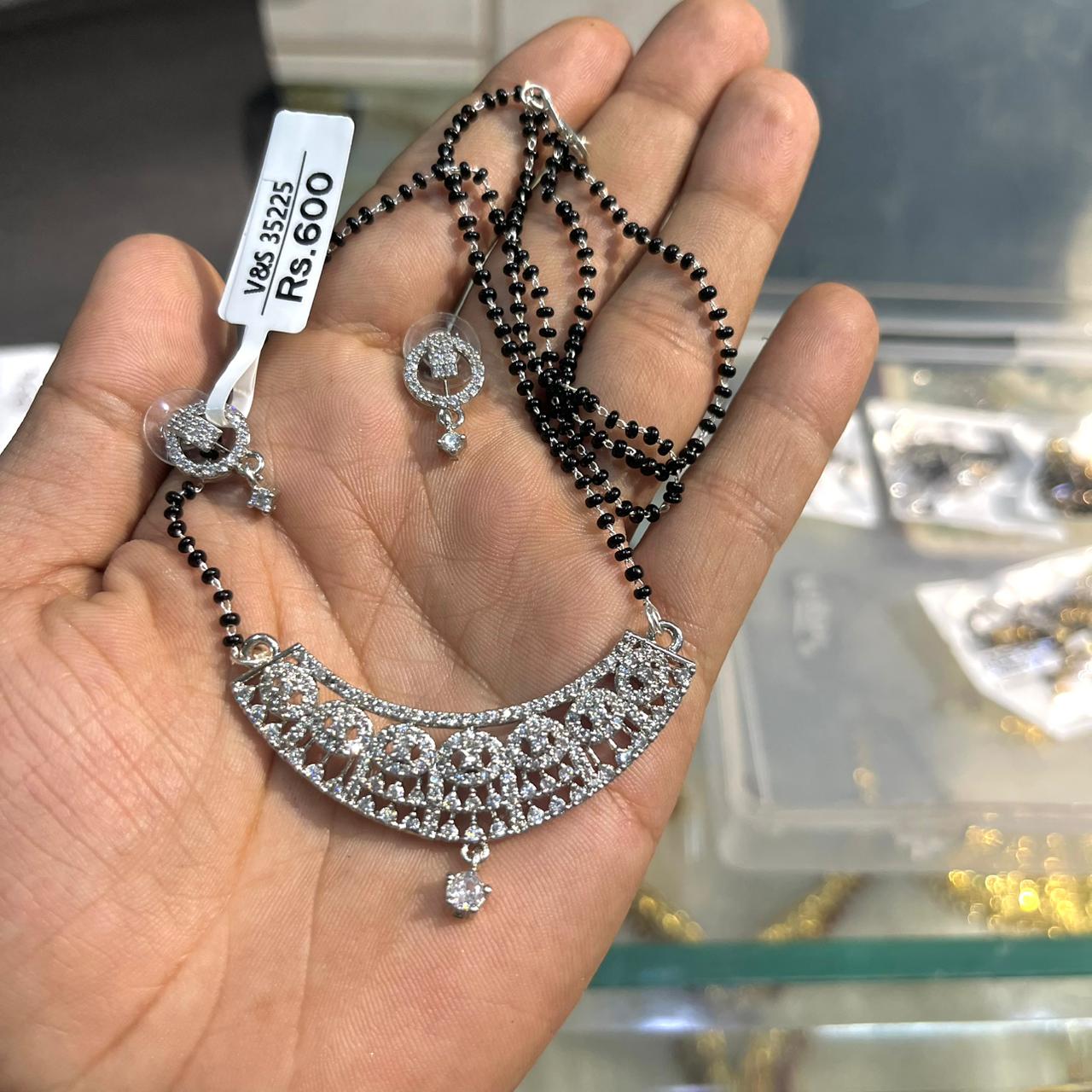 Zircon mangalsutra 79807