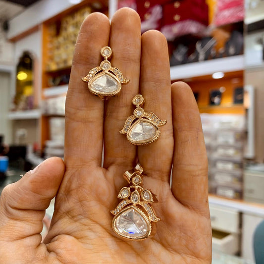 Kundan Pendant Set 63726